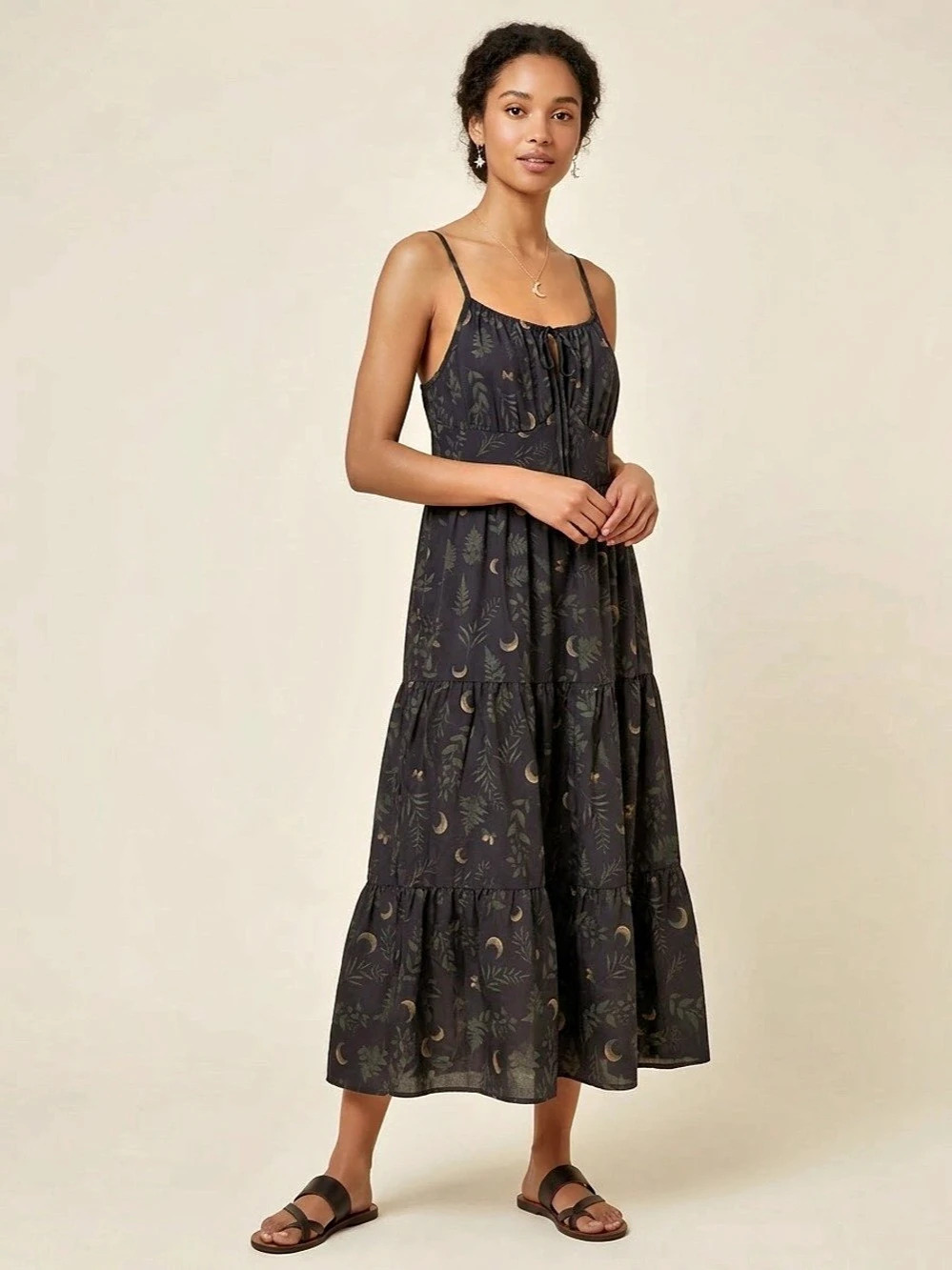 ROMWE Floral Maxi Dress in Black & Gold 3XL Like New